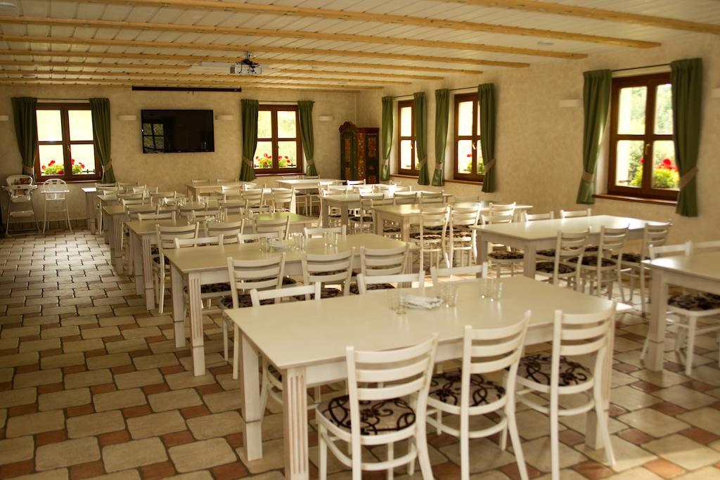 Penzion Malovany Osvetimany Экстерьер фото